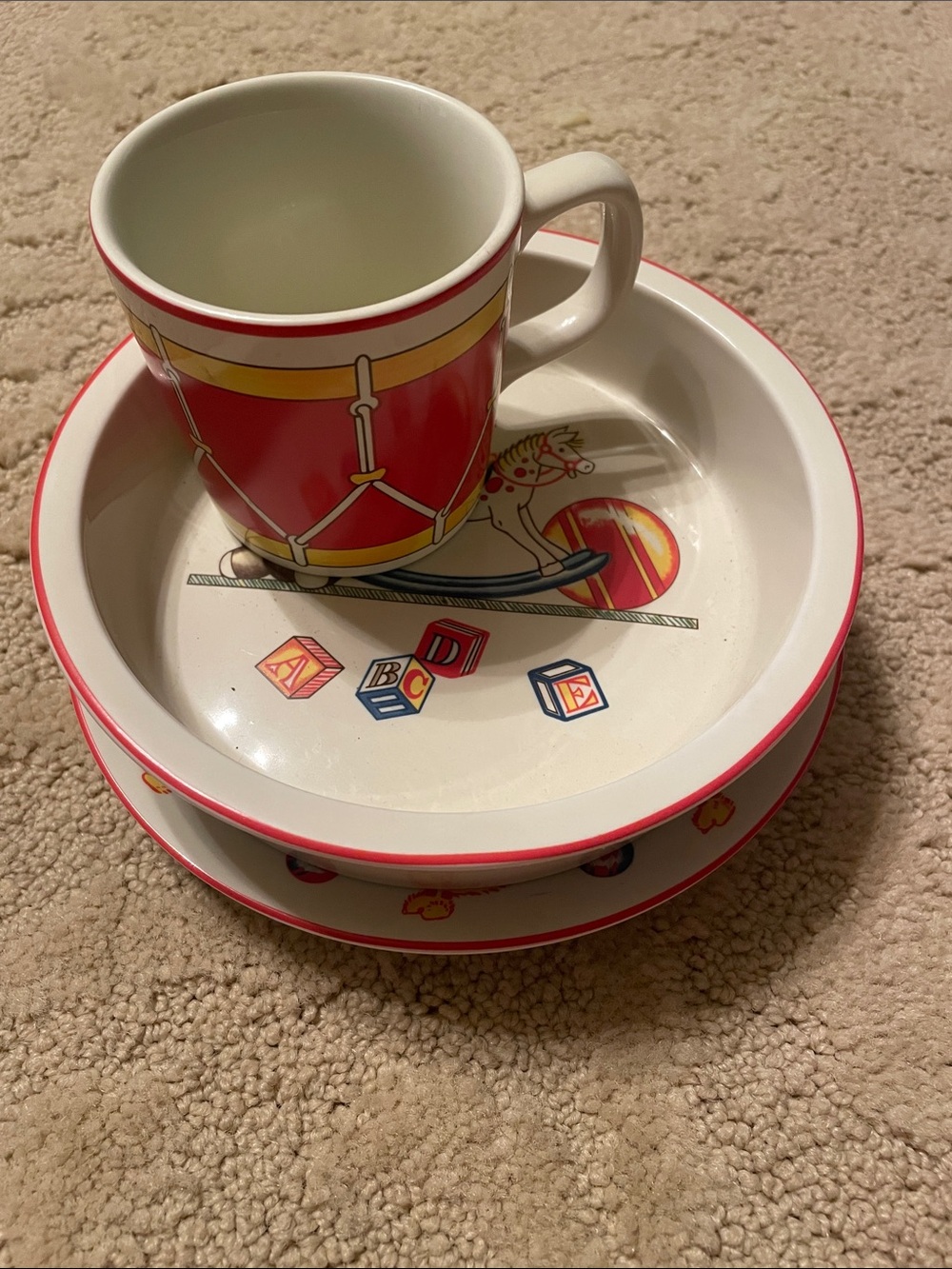 ❤️Tiffany & Co Vintage Children's Red Toy-Print Melamine Dinnerware Set❤️
